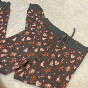 American Eagle Christmas Holiday Print Cozy Lounge Joggers